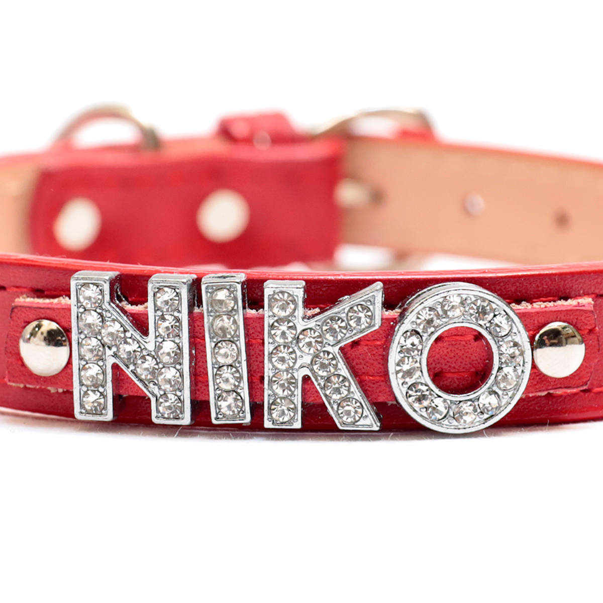 Collar con Nombre Rojo