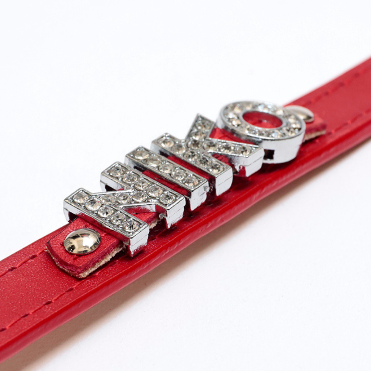 Collar con Nombre Rojo