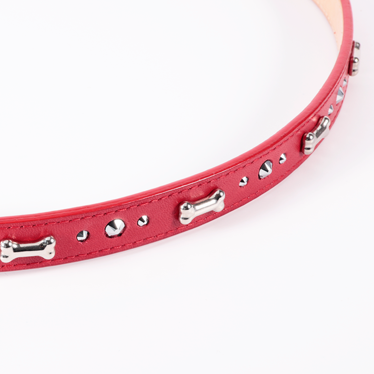 Collar Hueso Metal Rojo