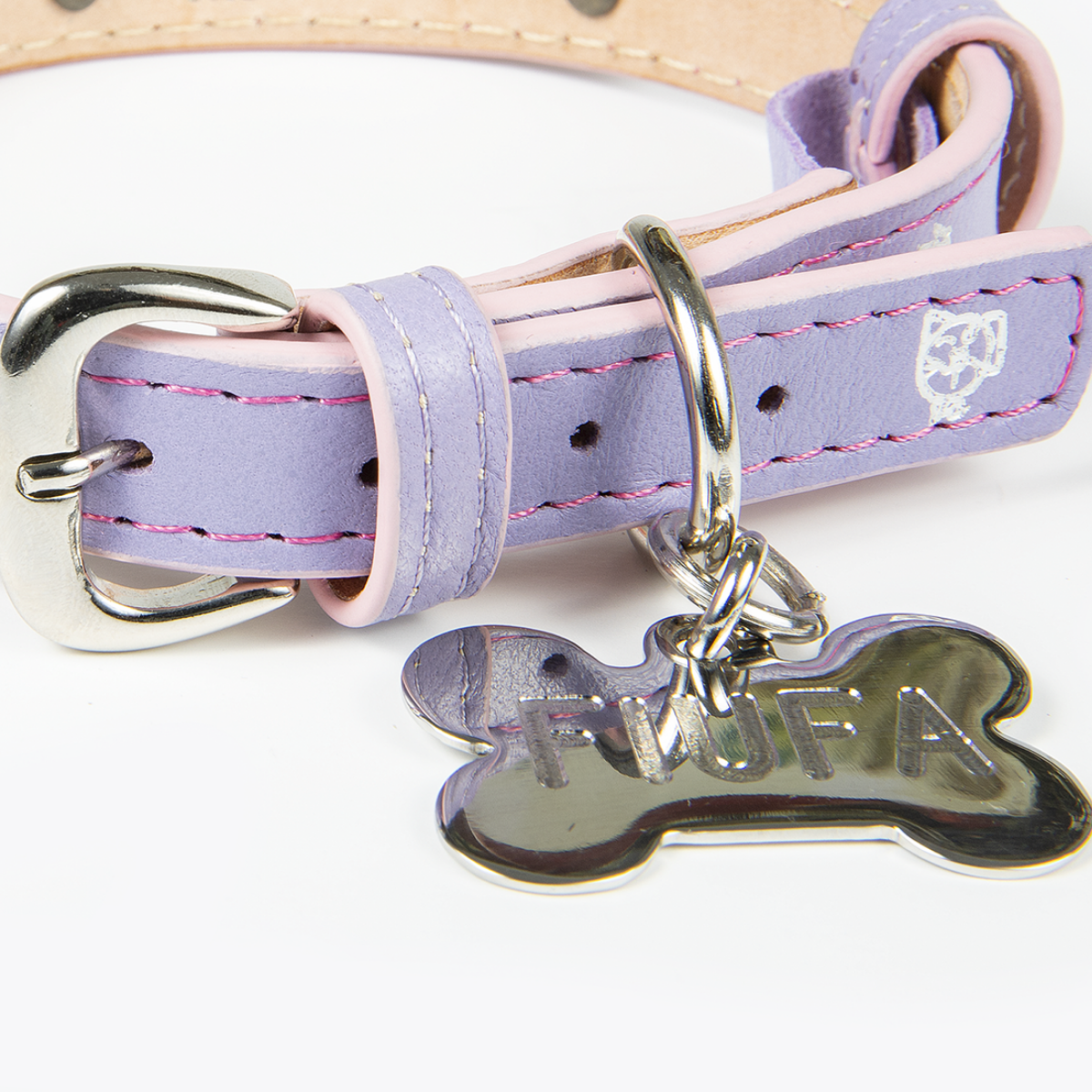 Collar con Placa Lila